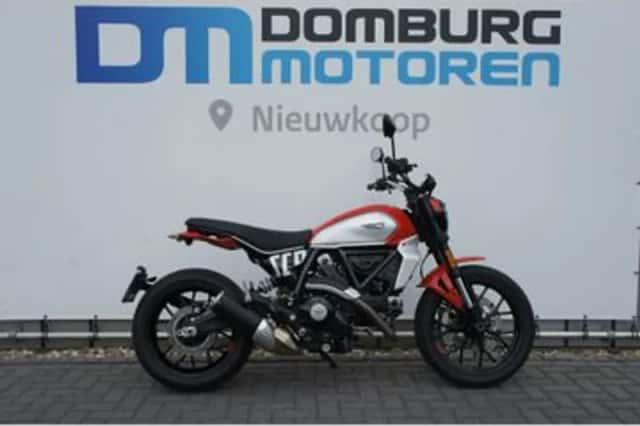 Ducati Scrambler Icon (2023) thumbnail 1