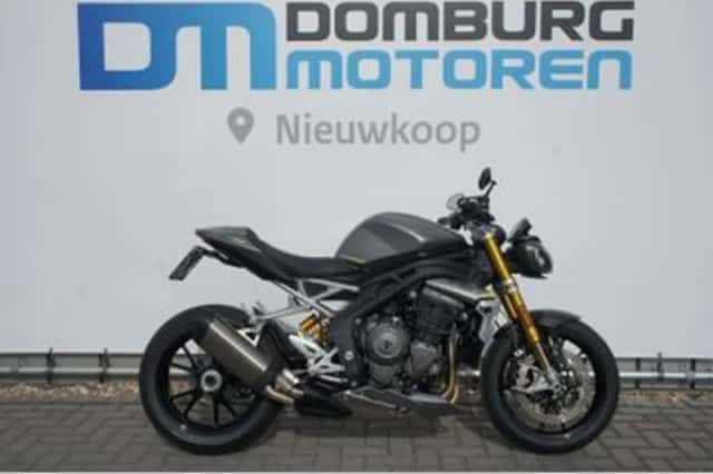 Triumph Speed Triple (2024) thumbnail 1