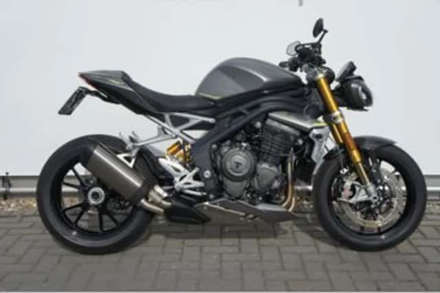 Triumph Speed Triple (2024) thumbnail 4