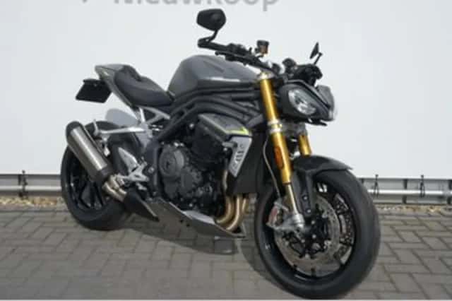 Triumph Speed Triple (2024) thumbnail 5