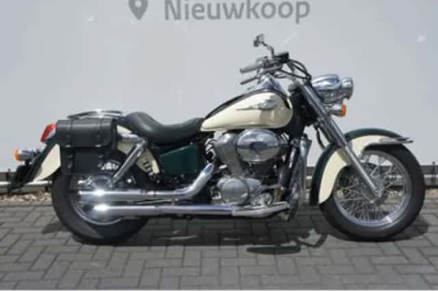 Honda VT 750C2 Shadow (1998) thumbnail 3