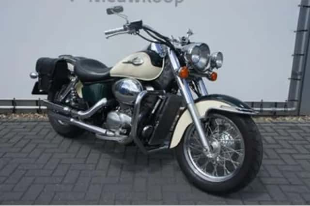 Honda VT 750C2 Shadow (1998) thumbnail 4