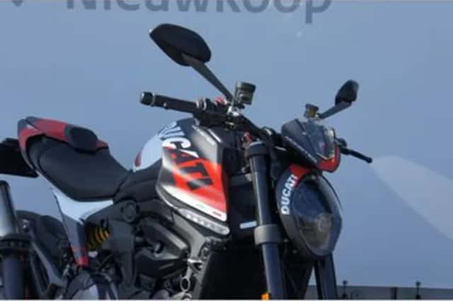 Ducati Monster 797 (2022) thumbnail 5
