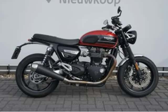 Triumph Speed Twin 1200 (2019) thumbnail 2