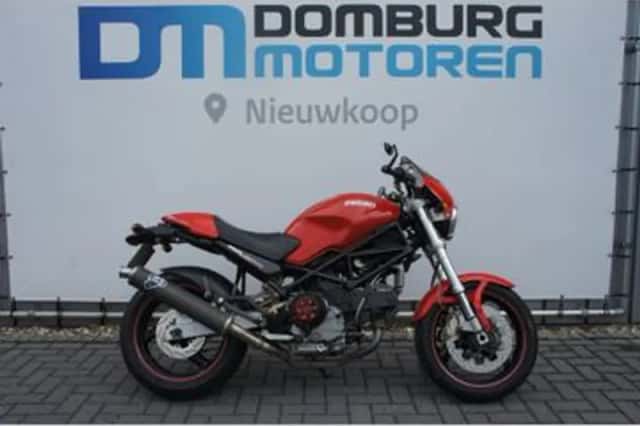Ducati M 900 I.e (2001) thumbnail 1