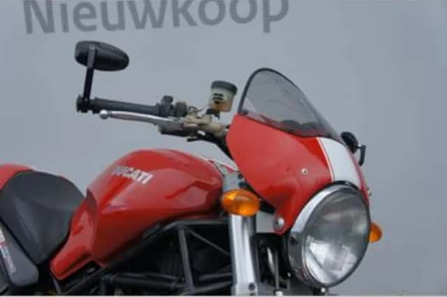 Ducati M 900 I.e (2001) thumbnail 4
