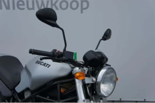 Ducati M 620 I.e (2004) thumbnail 6
