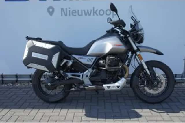 Moto Guzzi V85 TT (2020) thumbnail 2