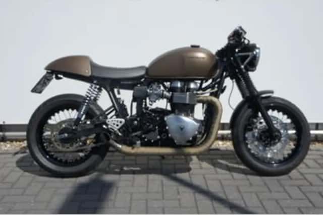 Triumph Thruxton 900 (2013) thumbnail 4