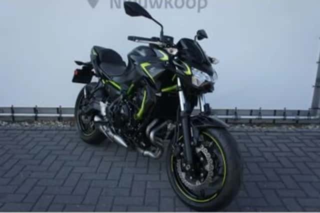 Kawasaki Z650 (2022) thumbnail 3