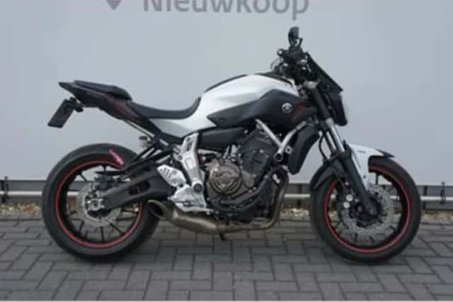 Yamaha MT-07 (2014) thumbnail 3