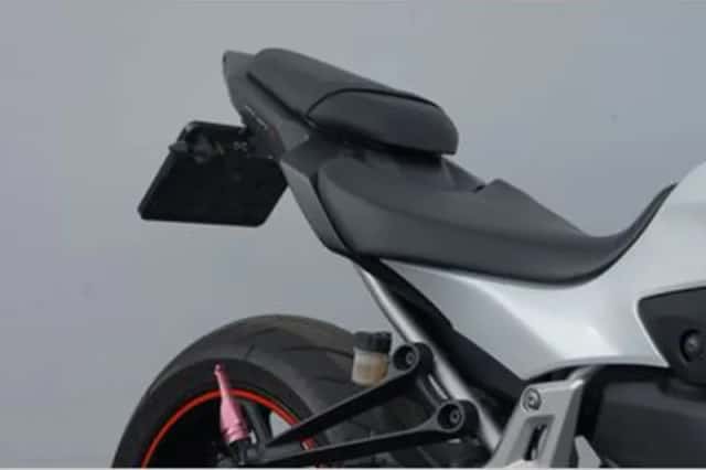Yamaha MT-07 (2014) thumbnail 6