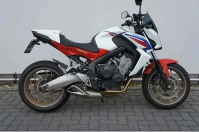 Honda CB650F (2016) thumbnail 3