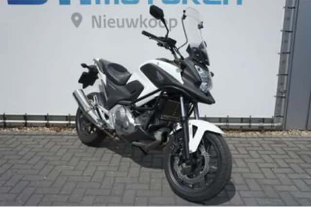 Honda NC700X (2012) thumbnail 4