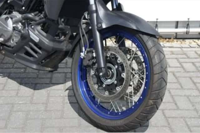 Suzuki V-Strom (2021) thumbnail 3