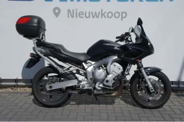 Yamaha FZ 6N (2006) thumbnail 2