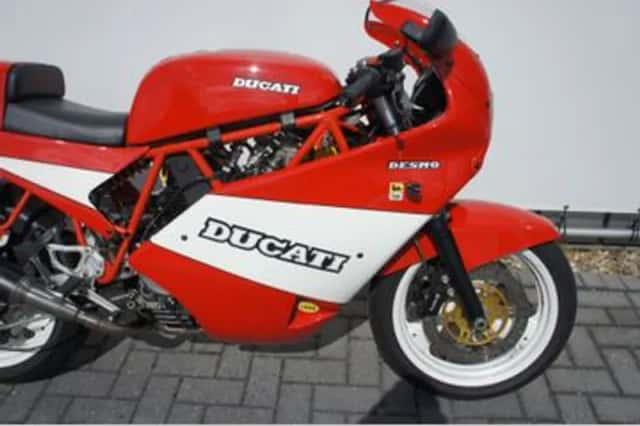 Ducati 900 SS (1990) thumbnail 4