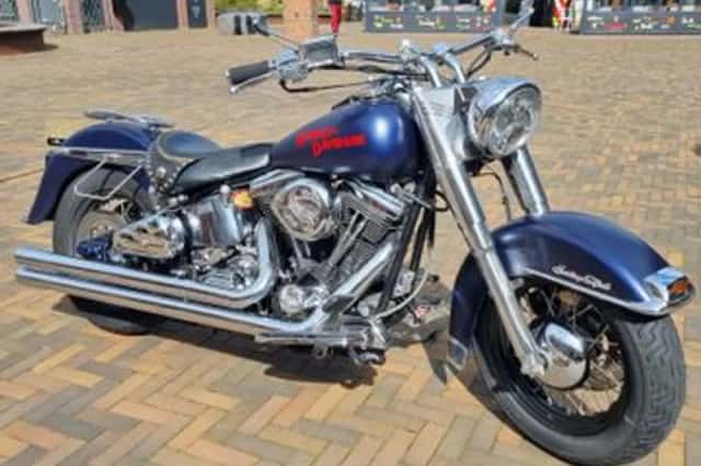 Harley-Davidson Heritage Softail Flst (1989) thumbnail 1