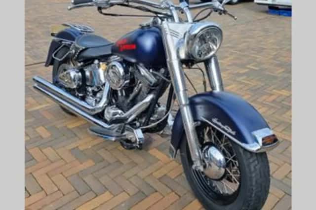Harley-Davidson Heritage Softail Flst (1989) thumbnail 3