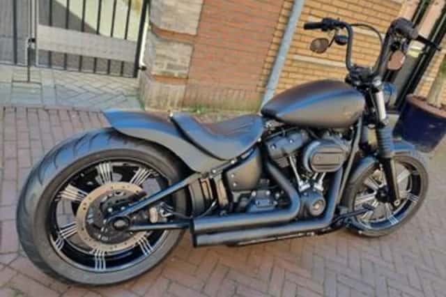 Harley-Davidson Street BOB M8 Geheel verbouwd! (2018) thumbnail 6