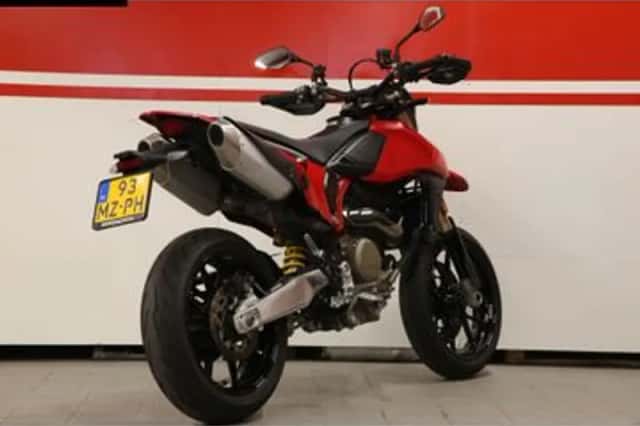 Ducati Hypermotard 698 Mono (2024) thumbnail 6