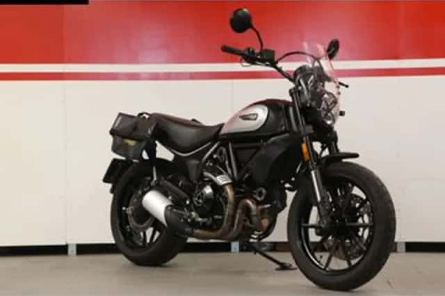DUCATI SCRAMBLER ICON Dark (2020) thumbnail 2