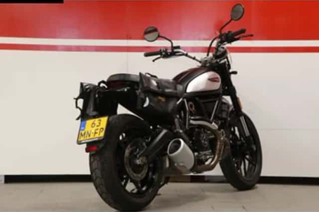 DUCATI SCRAMBLER ICON Dark (2020) thumbnail 6