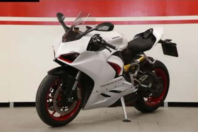 DUCATI PANIGALE V2 (2020) thumbnail 3