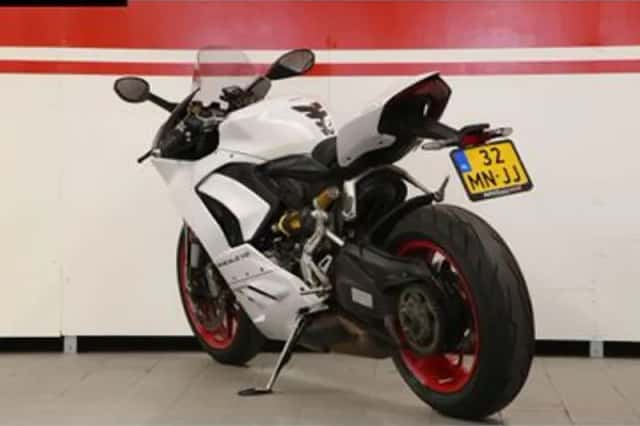 DUCATI PANIGALE V2 (2020) thumbnail 5