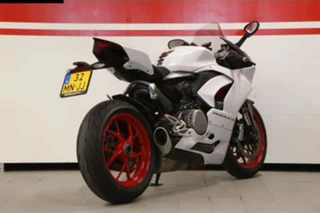 DUCATI PANIGALE V2 (2020) thumbnail 6