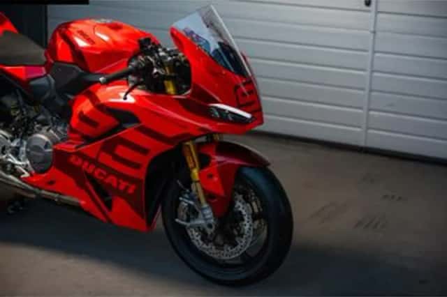 DUCATI PANIGALE V2 S MM93 LIMITED EDITION (2026) thumbnail 2