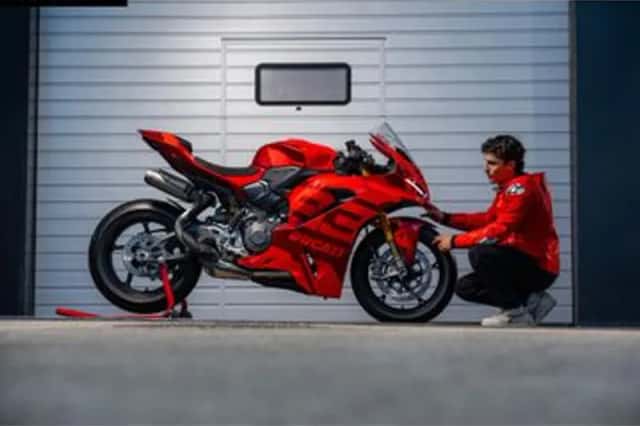 DUCATI PANIGALE V2 S MM93 LIMITED EDITION (2026) thumbnail 3