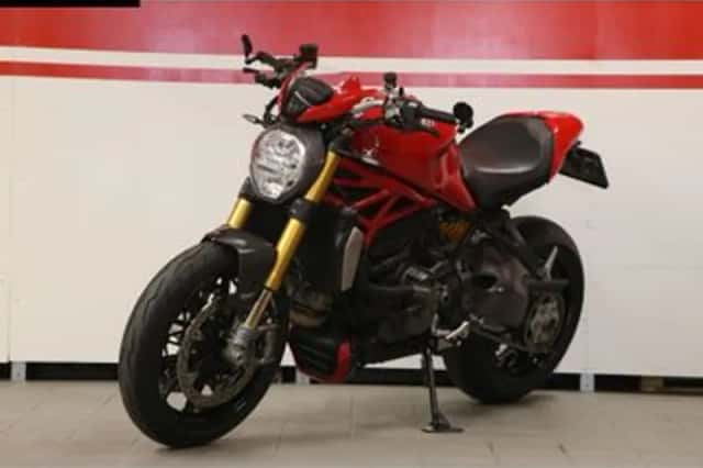 DUCATI MONSTER 1200 S (2017) thumbnail 3