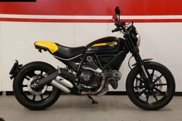 DUCATI SCRAMBLER FULL THROTTLE (2016) thumbnail 1