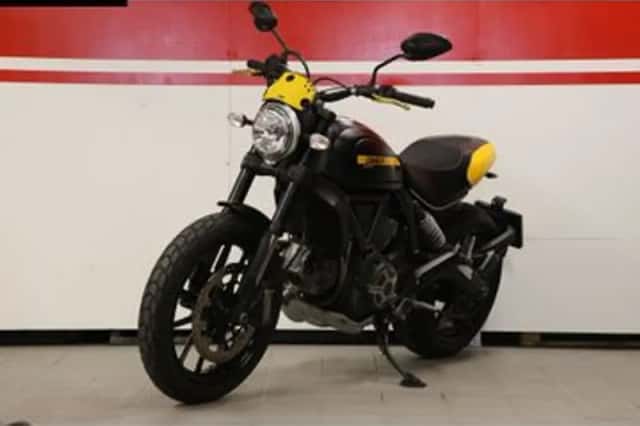 DUCATI SCRAMBLER FULL THROTTLE (2016) thumbnail 3