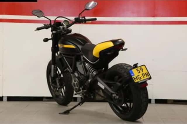 DUCATI SCRAMBLER FULL THROTTLE (2016) thumbnail 5