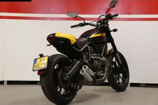 DUCATI SCRAMBLER FULL THROTTLE (2016) thumbnail 6