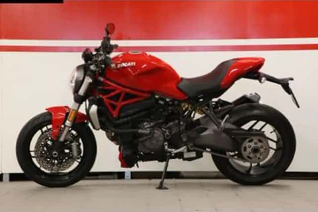 Ducati Monster 1200 (2017) thumbnail 4