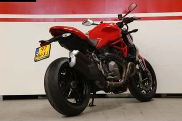 Ducati Monster 1200 (2017) thumbnail 6