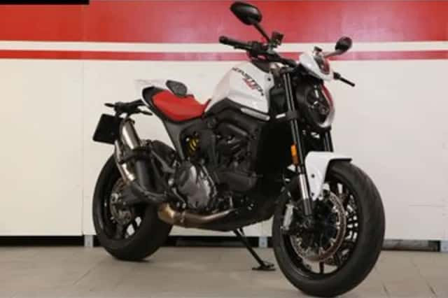 DUCATI MONSTER / MONSTER + / MONSTER SP (2023) thumbnail 2