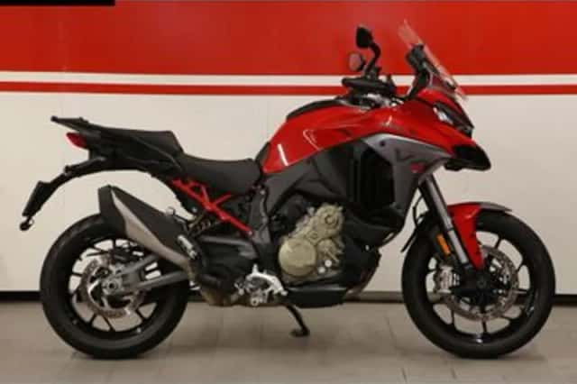 Ducati Multistrada V4S (2025) thumbnail 1