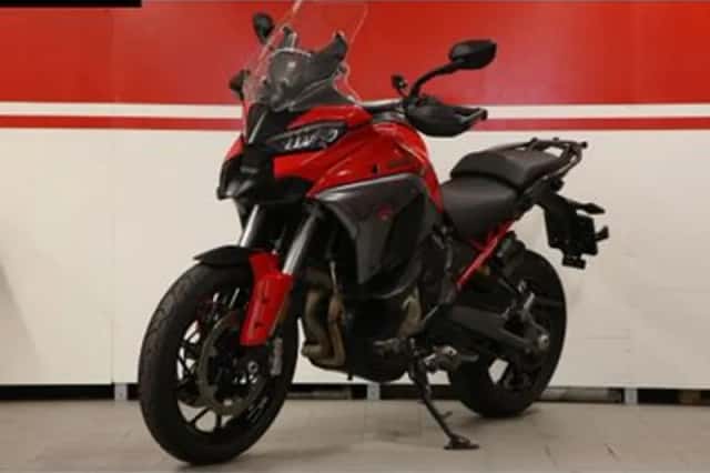 Ducati Multistrada V4S (2025) thumbnail 3