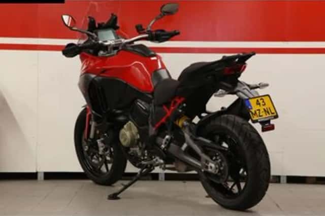 Ducati Multistrada V4S (2025) thumbnail 5