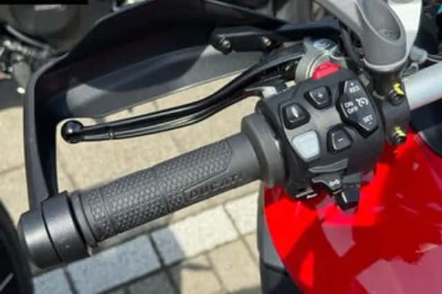 Ducati Multistrada V4S (2025) thumbnail 5