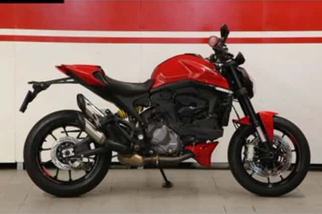 Ducati Monster 797 (2022) thumbnail 1