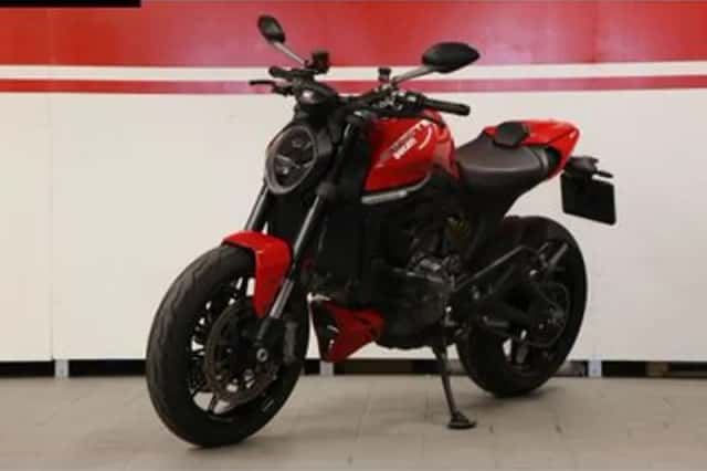 Ducati Monster 797 (2022) thumbnail 3