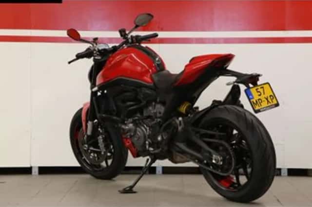 Ducati Monster 797 (2022) thumbnail 5