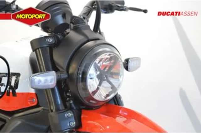 Ducati SCRAMBLER URBAN MOTARD (2023) thumbnail 5