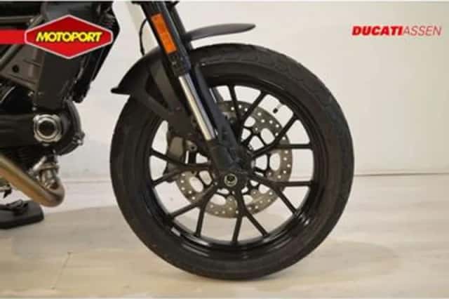 Ducati SCRAMBLER ICON DARK (2026) thumbnail 6