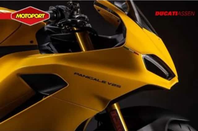 Ducati PANIGALE V2 S (2026) thumbnail 2